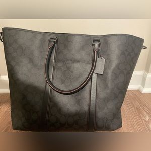 COACH Trekker XL Tote In Shadow Signature Canvas